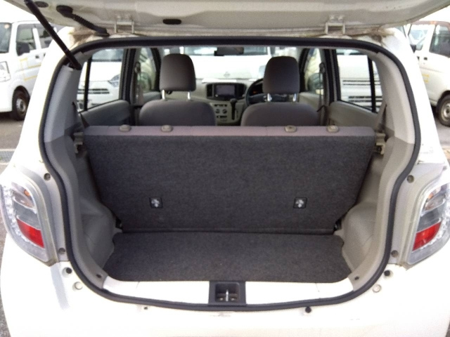 DAIHATSU MIRA E S 2014