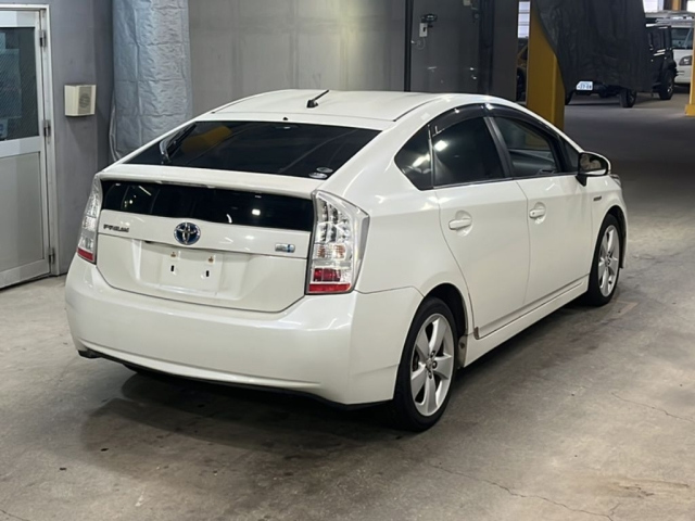 TOYOTA PRIUS 2010
