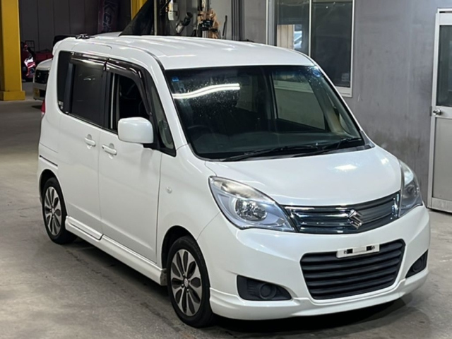 SUZUKI SOLIO 2014