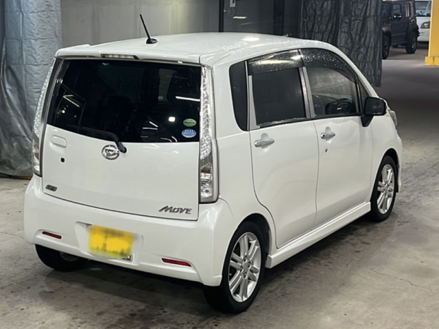 DAIHATSU MOVE 2013