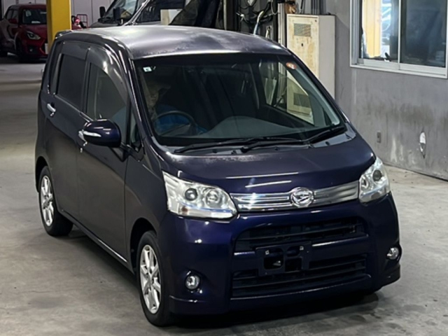 DAIHATSU MOVE 2012