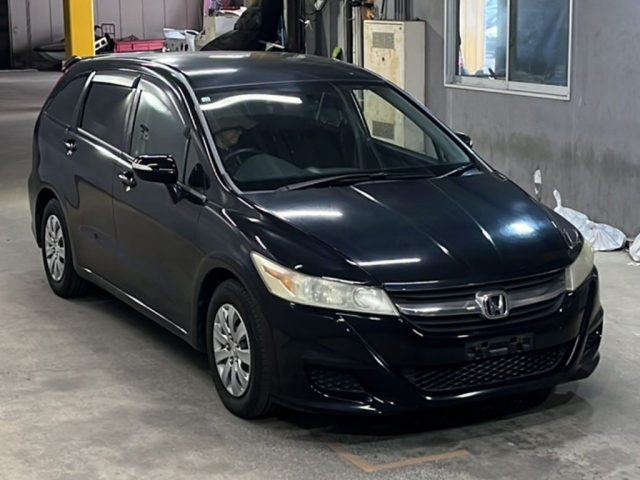 HONDA STREAM 2010