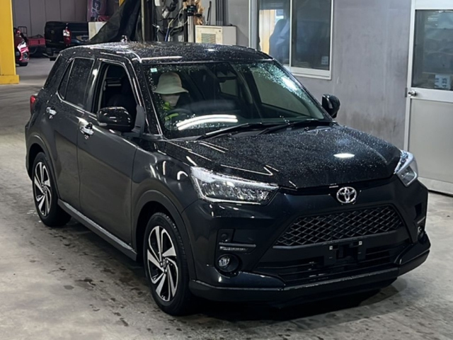 TOYOTA RAIZE 2024