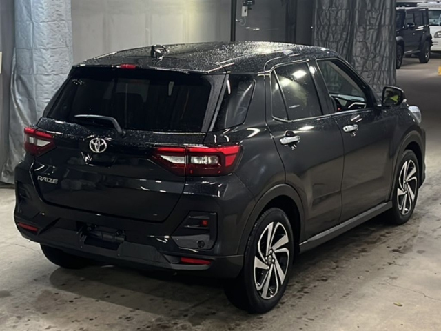 TOYOTA RAIZE 2024