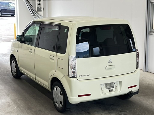 MITSUBISHI EK WAGON 2010