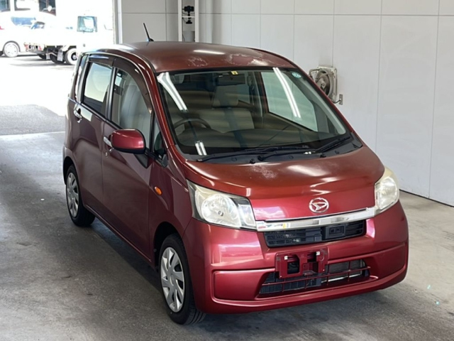 DAIHATSU MOVE 2014
