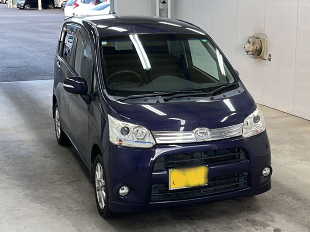 DAIHATSU MOVE 2011