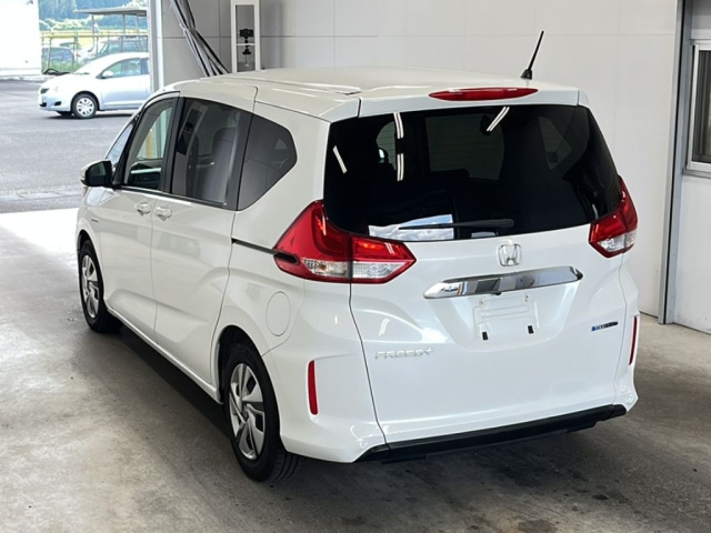 HONDA FREED 2022