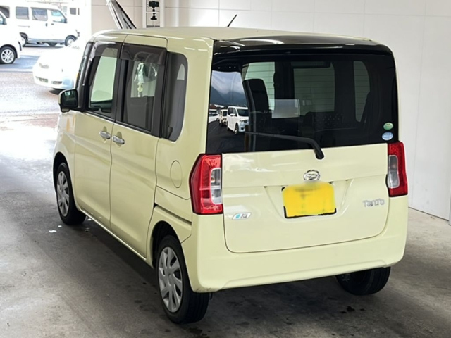 DAIHATSU TANTO 2014
