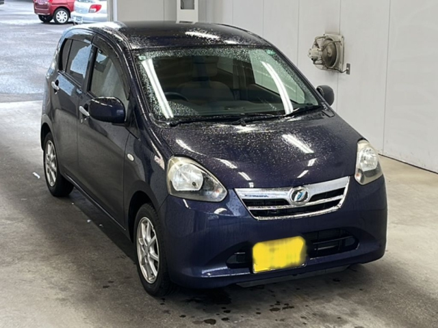 DAIHATSU MIRA E S 2013