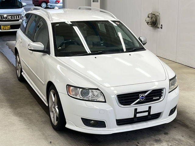 VOLVO V50 2009