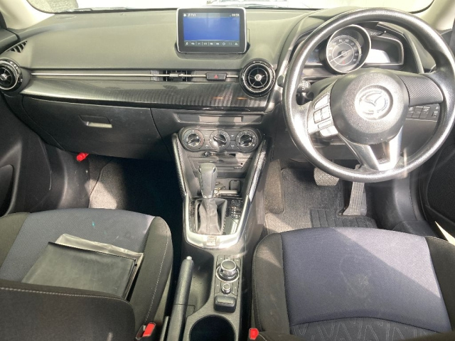MAZDA DEMIO 2016