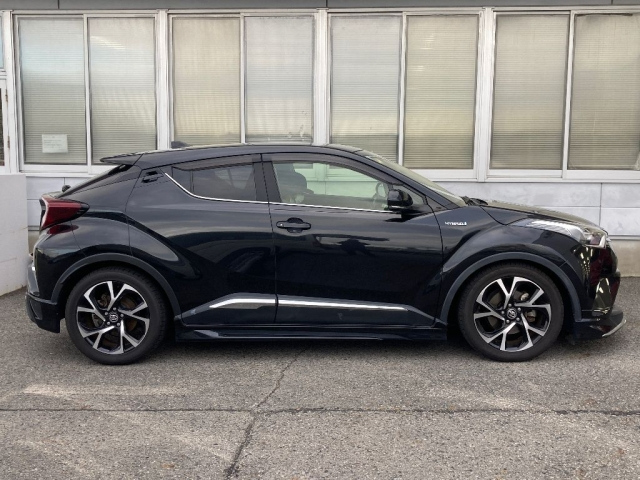 TOYOTA C-HR 2018