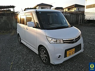 NISSAN ROOX 2010