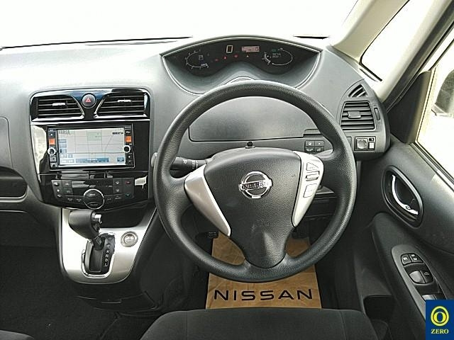 NISSAN SERENA 2014