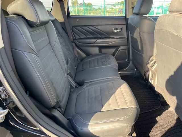 MITSUBISHI OUTLANDER PHEV 2021