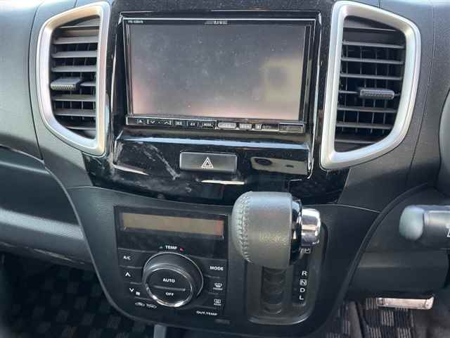 MITSUBISHI DELICA D2 2012