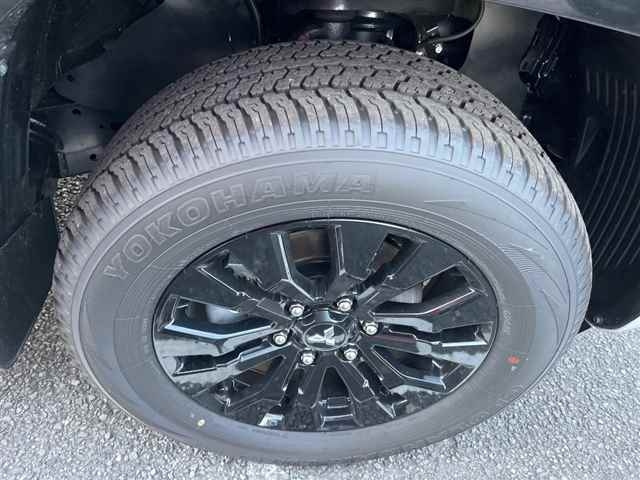 MITSUBISHI TRITON 2025