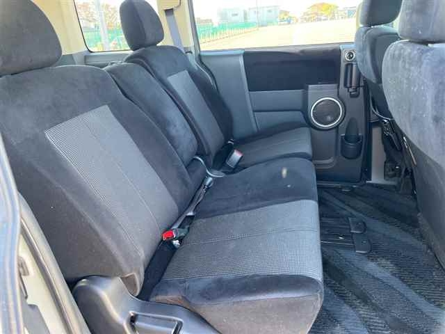 MITSUBISHI DELICA D5 2012