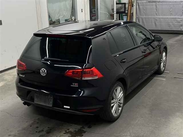 VOLKSWAGEN GOLF 2013