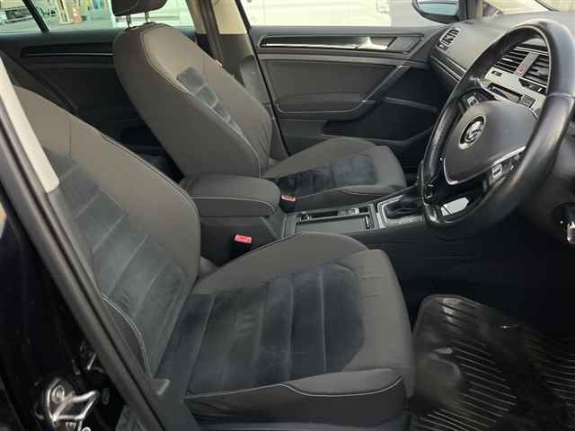 VOLKSWAGEN GOLF 2013