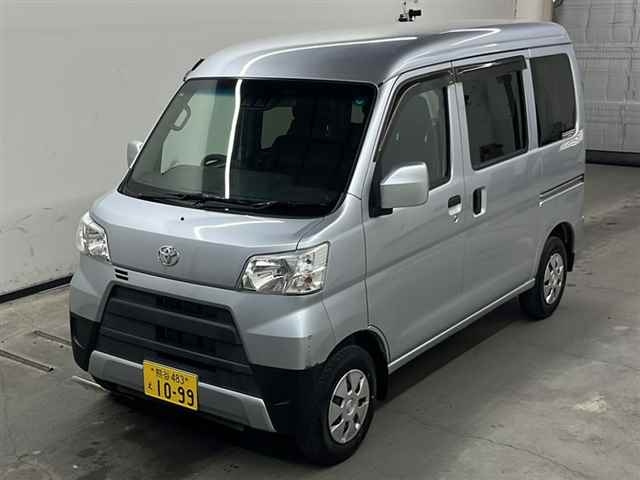 TOYOTA PIXIS VAN 2018