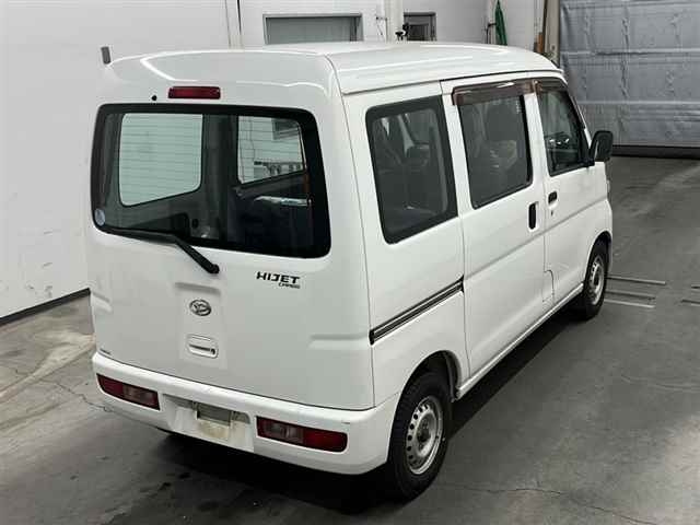 DAIHATSU HIJET VAN 2017