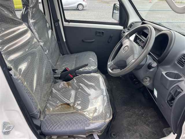 DAIHATSU HIJET VAN 2017