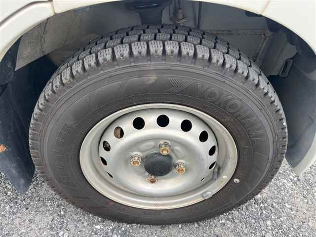 DAIHATSU HIJET VAN 2017