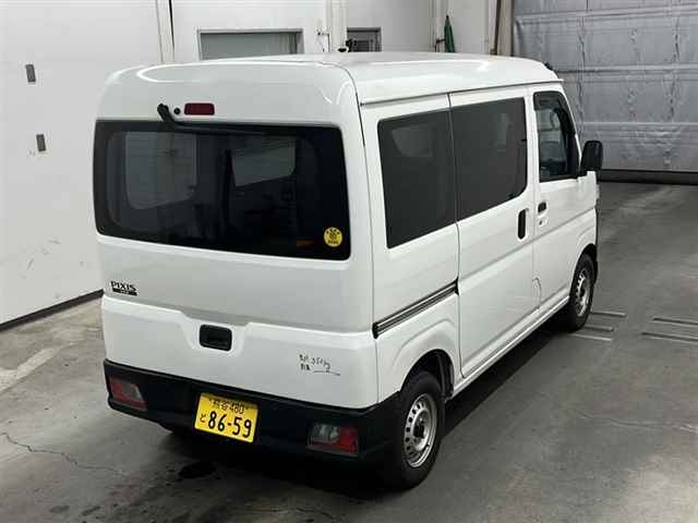 TOYOTA PIXIS VAN 2022