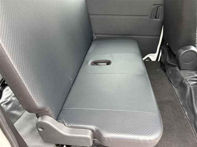 TOYOTA PIXIS VAN 2022