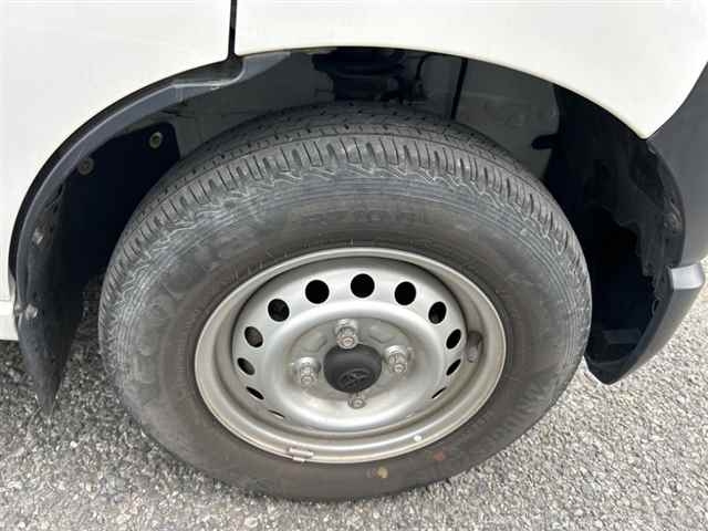 TOYOTA PIXIS VAN 2022