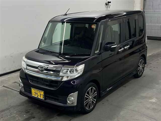 DAIHATSU TANTO 2014