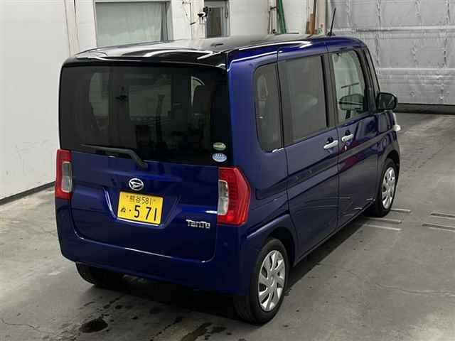DAIHATSU TANTO 2017