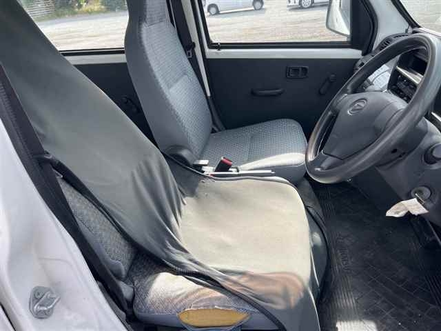 DAIHATSU HIJET VAN 2015