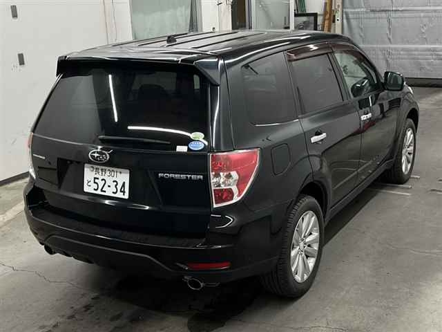 SUBARU FORESTER 2011