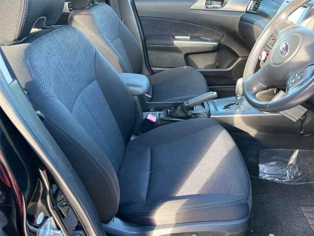 SUBARU FORESTER 2011