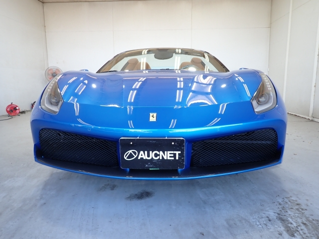 FERRARI 488 2016