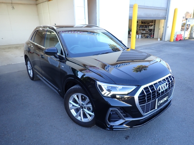 AUDI Q3 2023