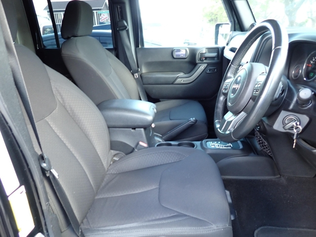 CHRYSLER JEEP WRANGLER 2013