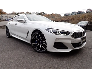 BMW 8 SERIES 2023