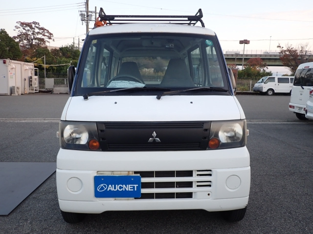 MITSUBISHI MINICAB VAN 2009