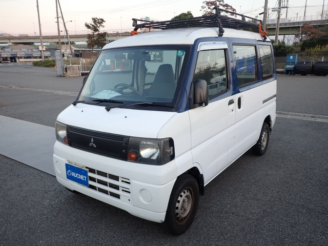 MITSUBISHI MINICAB VAN 2009