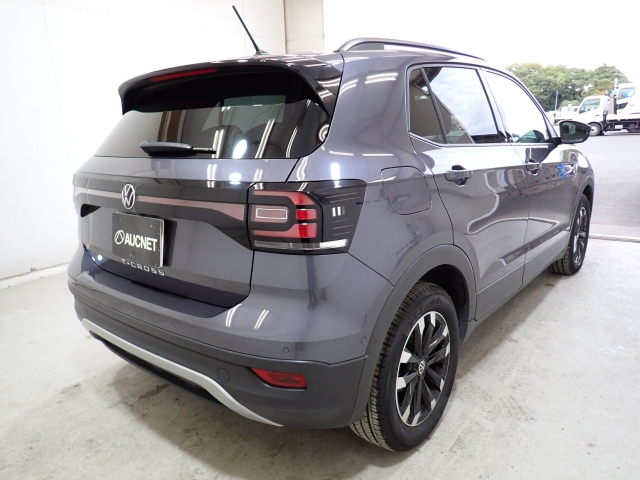 VOLKSWAGEN T-CROSS 2021