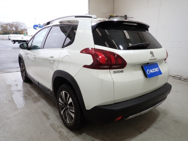 PEUGEOT 2008 2016