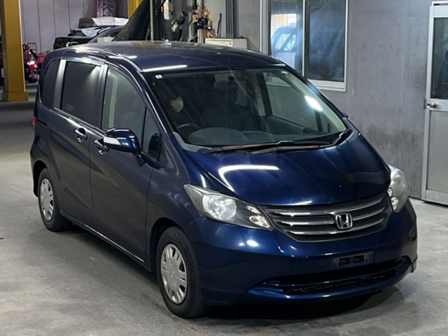 HONDA FREED 2009