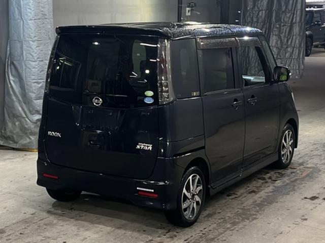 NISSAN ROOX 2012