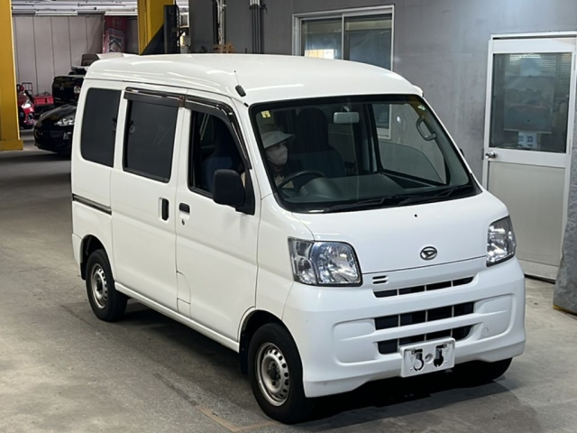 DAIHATSU HIJET VAN 2015