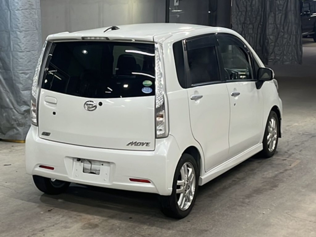 DAIHATSU MOVE 2013