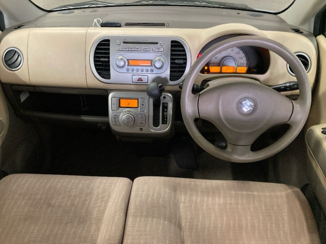 SUZUKI MRWAGON 2011